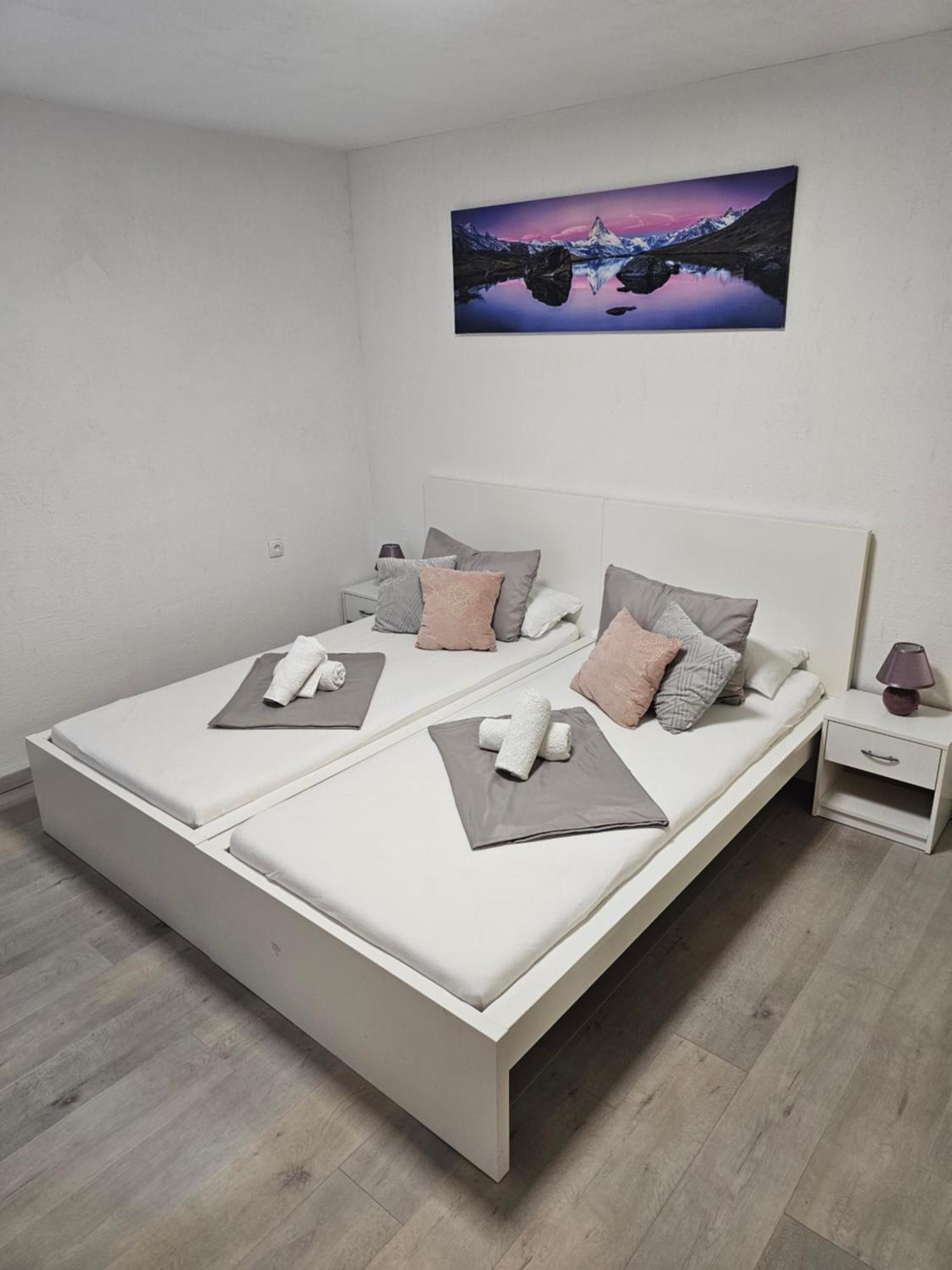 Apartment Split *