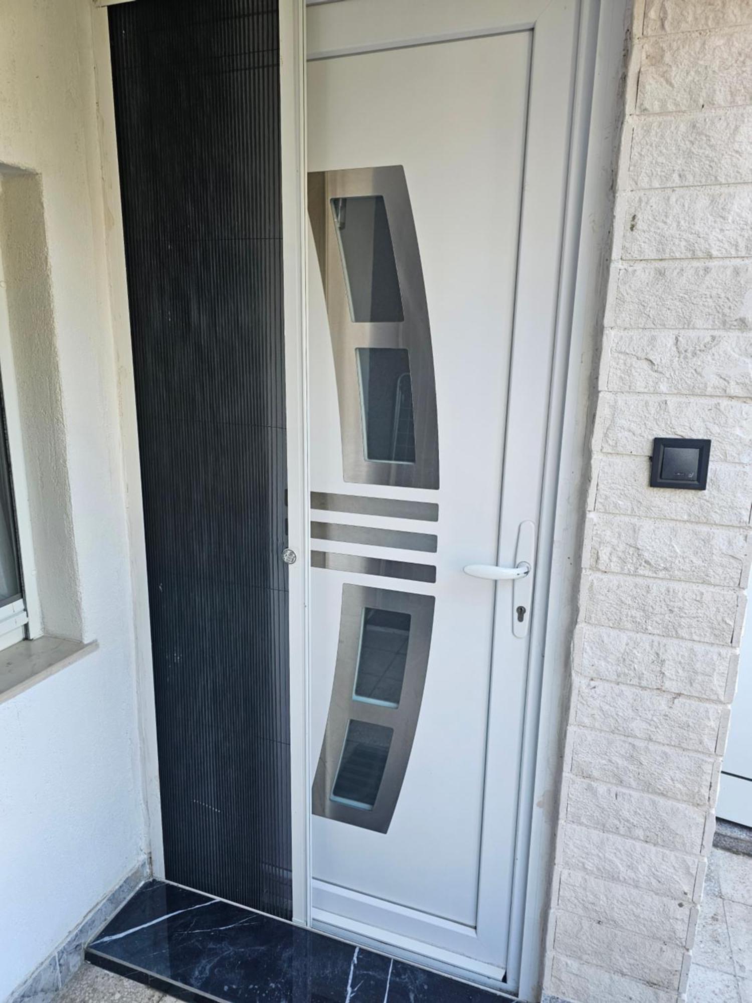 Apartment Split